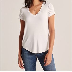 Soft A&F Drapey v-neck shirt